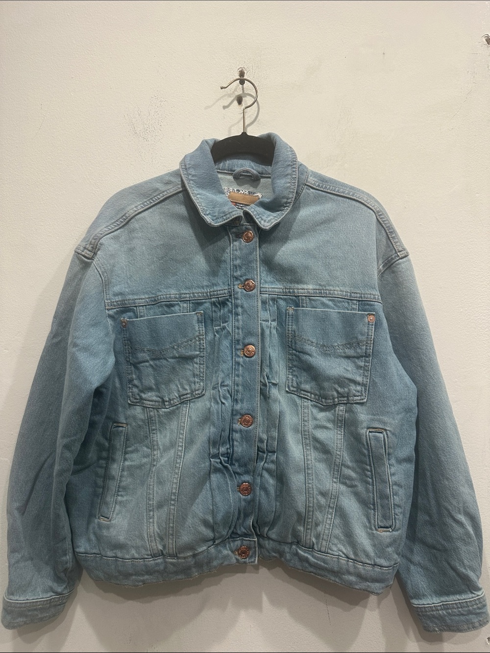 Anthro Pilcro Comeback Boyfriend Denim Jean Jacket size xs light blue pockets - Picture 4 of 10
